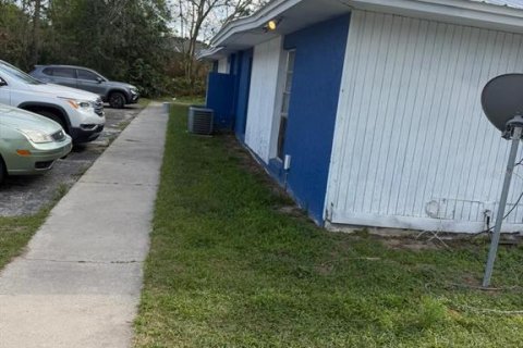 Commercial property in Ocala, Florida 8 bedrooms, 317.45 sq.m. № 2305879 - photo 3