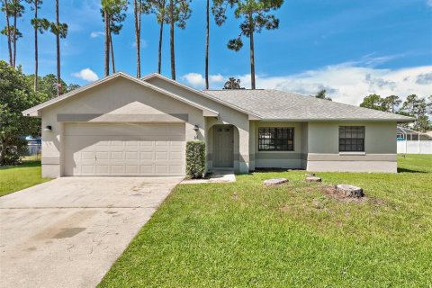 Villa ou maison à Palm Coast, Floride 3 chambres, 124.77 m2 № 2339175