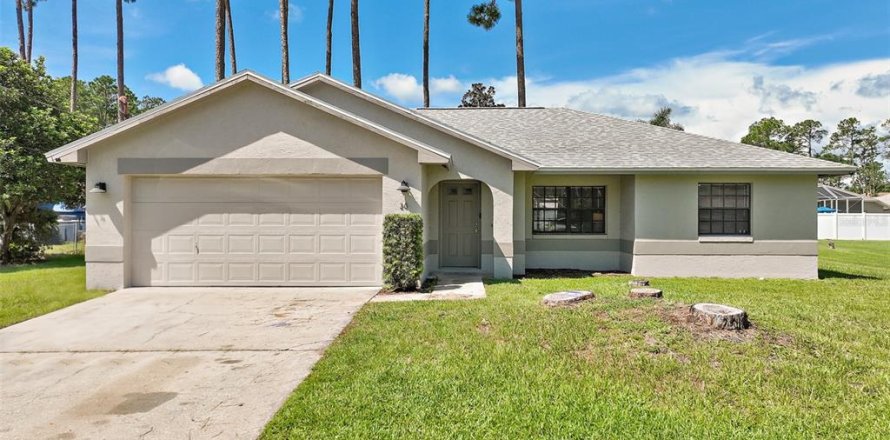Villa ou maison à Palm Coast, Floride 3 chambres, 124.77 m2 № 2339175