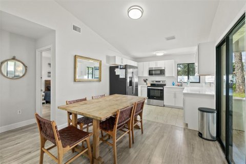 Villa ou maison à vendre à Palm Coast, Floride: 3 chambres, 124.77 m2 № 2339175 - photo 8