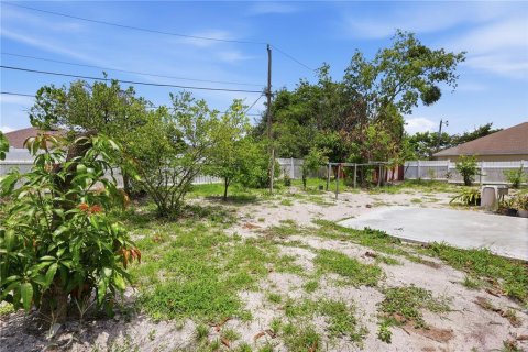 Casa en venta en Deltona, Florida, 4 dormitorios, 165.64 m2 № 2197943 - foto 6