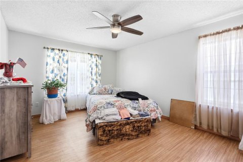 Casa en venta en Deltona, Florida, 4 dormitorios, 165.64 m2 № 2197943 - foto 21
