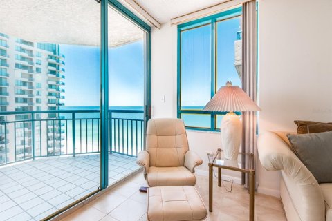 Copropriété à vendre à Clearwater, Floride: 1 chambre, 91.04 m2 № 1751635 - photo 12