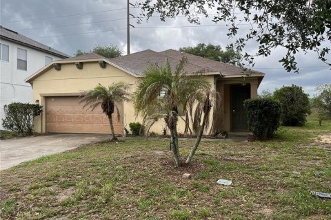 Villa ou maison à louer à Davenport, Floride: 4 chambres, 182.09 m2 № 2092417 - photo 2