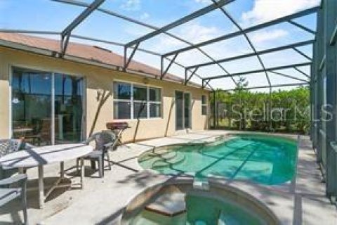 Villa ou maison à louer à Davenport, Floride: 4 chambres, 182.09 m2 № 2092417 - photo 4
