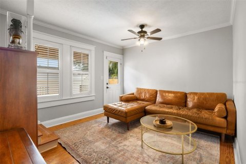 House in Tampa, Florida 4 bedrooms, 166.11 sq.m. № 1769351 - photo 20