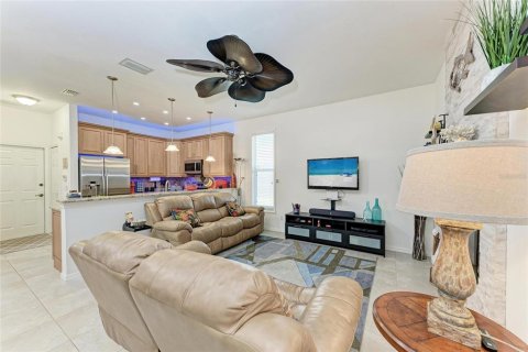 Casa en venta en Bradenton, Florida, 3 dormitorios, 179.39 m2 № 1640666 - foto 14
