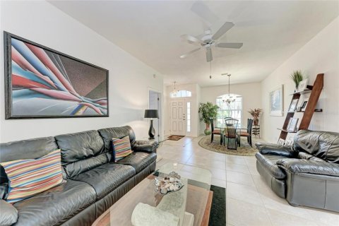 Casa en venta en Bradenton, Florida, 3 dormitorios, 179.39 m2 № 1640666 - foto 10