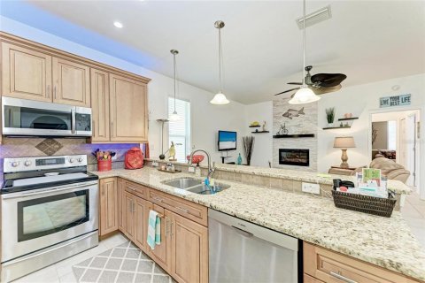 Casa en venta en Bradenton, Florida, 3 dormitorios, 179.39 m2 № 1640666 - foto 4