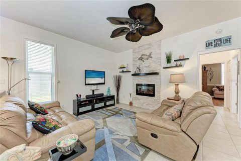 Casa en venta en Bradenton, Florida, 3 dormitorios, 179.39 m2 № 1640666 - foto 12