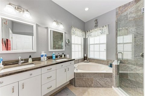 Casa en venta en Bradenton, Florida, 3 dormitorios, 179.39 m2 № 1640666 - foto 28