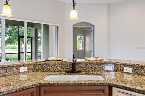 House in Laurel, Florida 3 bedrooms, 189.99 sq.m. № 1556780 - photo 27