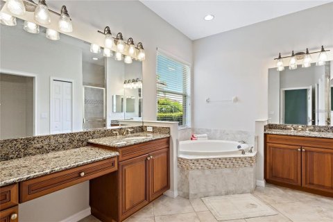 House in Laurel, Florida 3 bedrooms, 189.99 sq.m. № 1556780 - photo 11