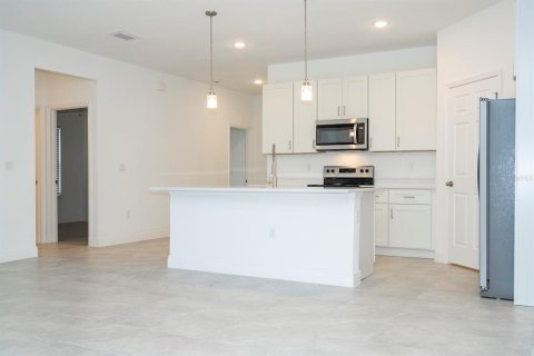 House in Citrus Springs, Florida 4 bedrooms, 157.56 sq.m. № 1716744 - photo 26