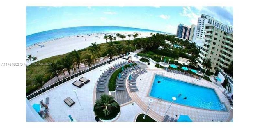 Studio à Condo à Miami Beach, Floride  № 1691900