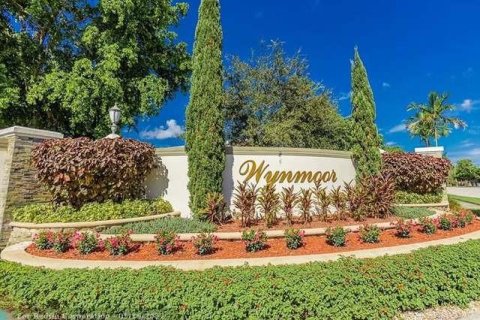 Copropriété à louer à Coconut Creek, Floride: 2 chambres, 108.23 m2 № 950209 - photo 1