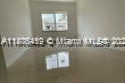 Appartement à louer à Miami Beach, Floride: 1 chambre, 365.11 m2 № 1927092 - photo 7