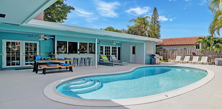 Casa en Hollywood, Florida 4 dormitorios, 198.44 m2 № 1766812