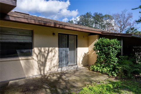 Condo in Gainesville, Florida, 2 bedrooms  № 1554382 - photo 15