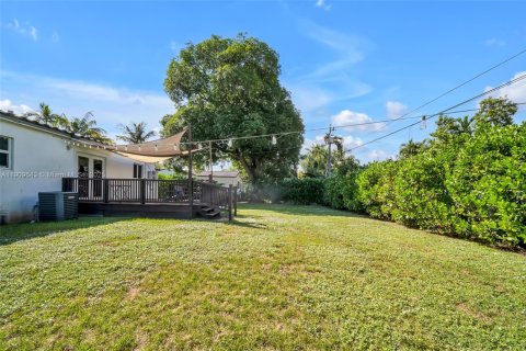 House in Miami Shores, Florida 2 bedrooms, 131.46 sq.m. № 1965021 - photo 29