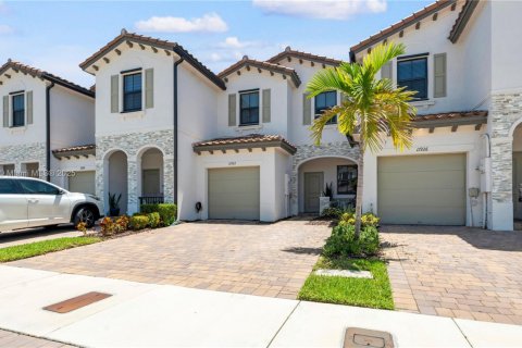 Adosado en venta en Homestead, Florida, 3 dormitorios, 133.97 m2 № 1979985 - foto 2