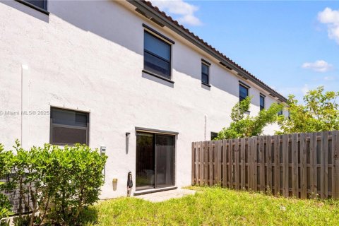 Adosado en venta en Homestead, Florida, 3 dormitorios, 133.97 m2 № 1979985 - foto 26