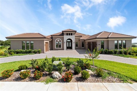 House in Lake Alfred, Florida 4 bedrooms, 329.52 sq.m. № 1777546 - photo 1