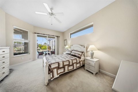 Купить виллу или дом в Кейп-Корал, Флорида 3 спальни, № 2057493 - фото 18