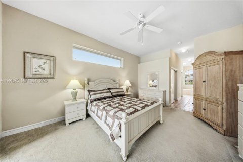 Купить виллу или дом в Кейп-Корал, Флорида 3 спальни, № 2057493 - фото 19