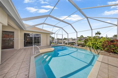 Купить виллу или дом в Кейп-Корал, Флорида 3 спальни, № 2057493 - фото 6