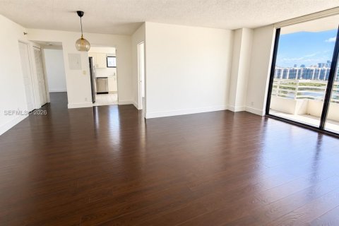 Copropriété à louer à Aventura, Floride: 2 chambres, 109.72 m2 № 2385071 - photo 11