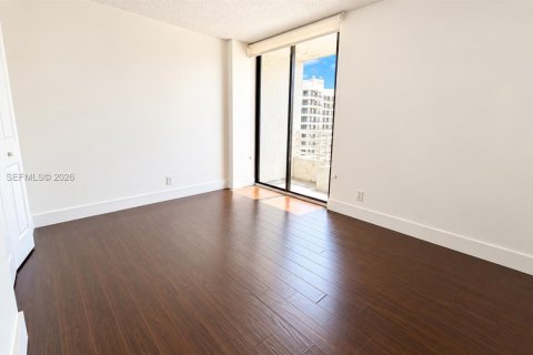 Copropriété à louer à Aventura, Floride: 2 chambres, 109.72 m2 № 2385071 - photo 6