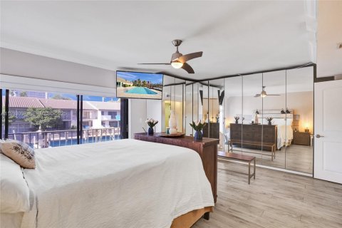 Townhouse in North Miami Beach, Florida 2 bedrooms, 144 sq.m. № 1991802 - photo 22