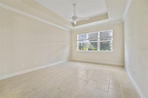 House in Orlando, Florida 5 bedrooms, 278.71 sq.m. № 2403714 - photo 25