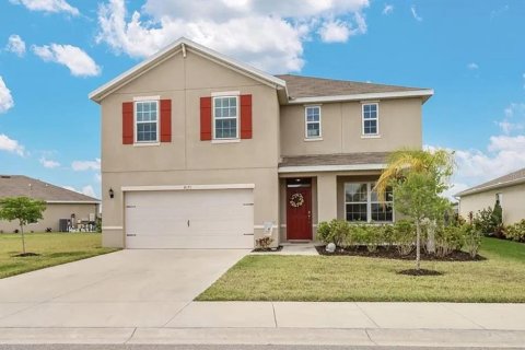 House in Lehigh Acres, Florida 4 bedrooms, 229.47 sq.m. № 1648411 - photo 1