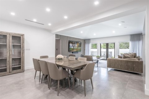 Снять в аренду виллу или дом в Бей-Харбор-Айлендс, Флорида 6 спален, 324.23м2, № 1963373 - фото 9