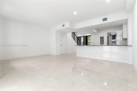 Townhouse in Dania Beach, Florida 3 bedrooms, 145.48 sq.m. № 1713295 - photo 15