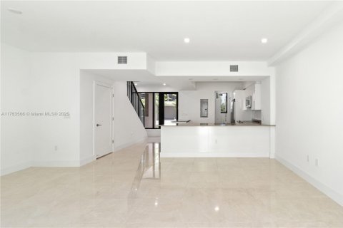 Townhouse in Dania Beach, Florida 3 bedrooms, 145.48 sq.m. № 1713295 - photo 18