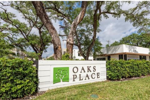Townhouse in Dania Beach, Florida 3 bedrooms, 145.48 sq.m. № 1713295 - photo 8