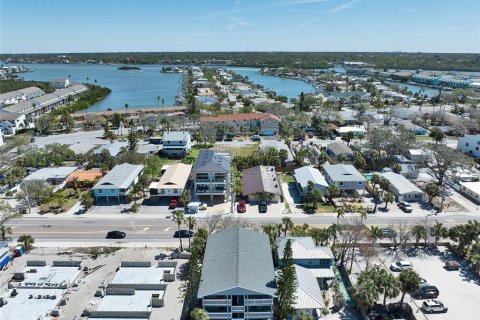 Condo in Indian Rocks Beach, Florida, 3 bedrooms  № 1578892 - photo 5