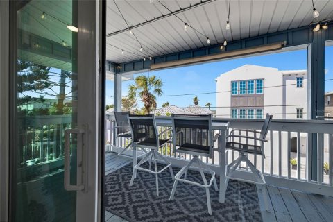 Condo in Indian Rocks Beach, Florida, 3 bedrooms  № 1578892 - photo 30