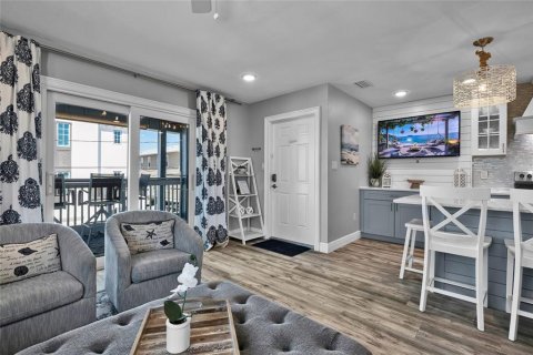 Condo in Indian Rocks Beach, Florida, 3 bedrooms  № 1578892 - photo 14