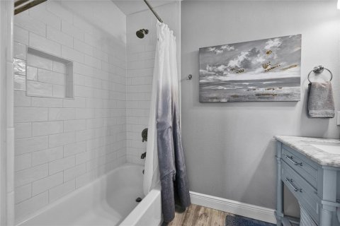 Condo in Indian Rocks Beach, Florida, 3 bedrooms  № 1578892 - photo 25