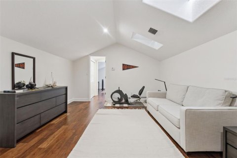 House in Orlando, Florida 5 bedrooms, 336.4 sq.m. № 2396279 - photo 30