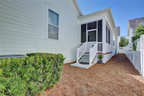 House in Winter Garden, Florida 3 bedrooms, 183.76 sq.m. № 2393702 - photo 11