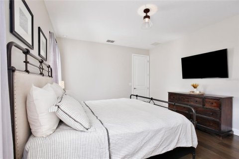 House in Winter Garden, Florida 3 bedrooms, 183.76 sq.m. № 2393702 - photo 26