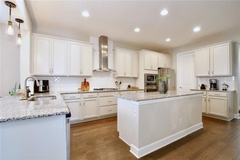 House in Winter Garden, Florida 3 bedrooms, 183.76 sq.m. № 2393702 - photo 20