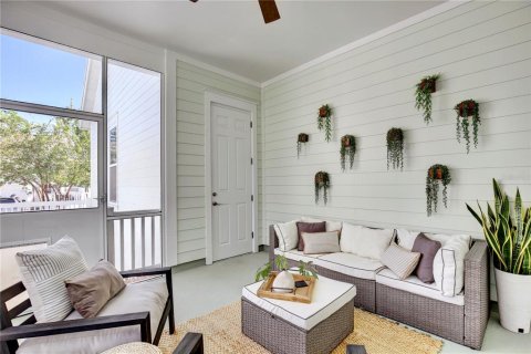 House in Winter Garden, Florida 3 bedrooms, 183.76 sq.m. № 2393702 - photo 8