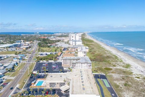 Copropriété à vendre à Cocoa Beach, Floride: 2 chambres, 96.15 m2 № 2202339 - photo 26