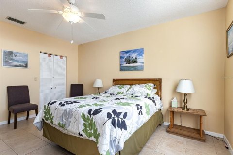 Copropriété à vendre à Cocoa Beach, Floride: 2 chambres, 96.15 m2 № 2202339 - photo 17